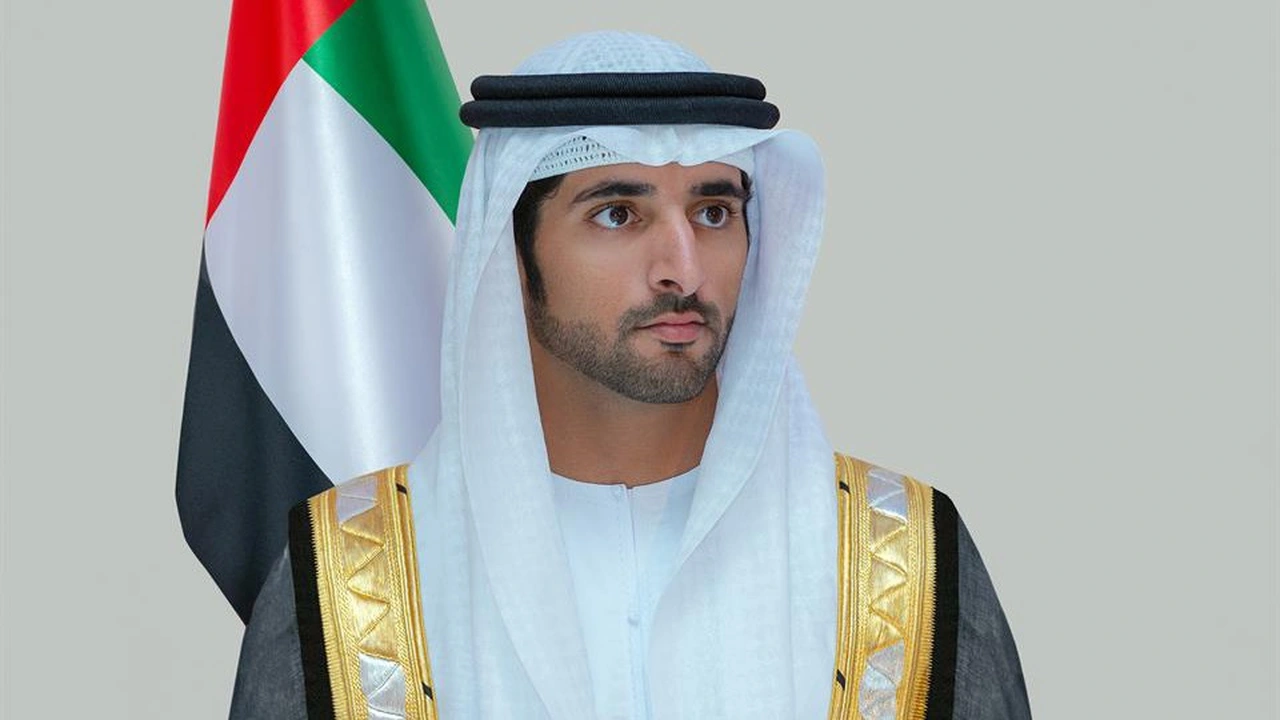حمدان بن محمد يحدد قواعد استخدام الكاميرات لمراقبة المخالفات في الإمارات